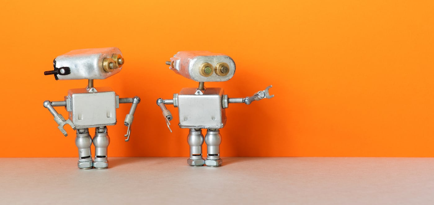 robot-points-direction-to-second-robot-S8XFNQ7